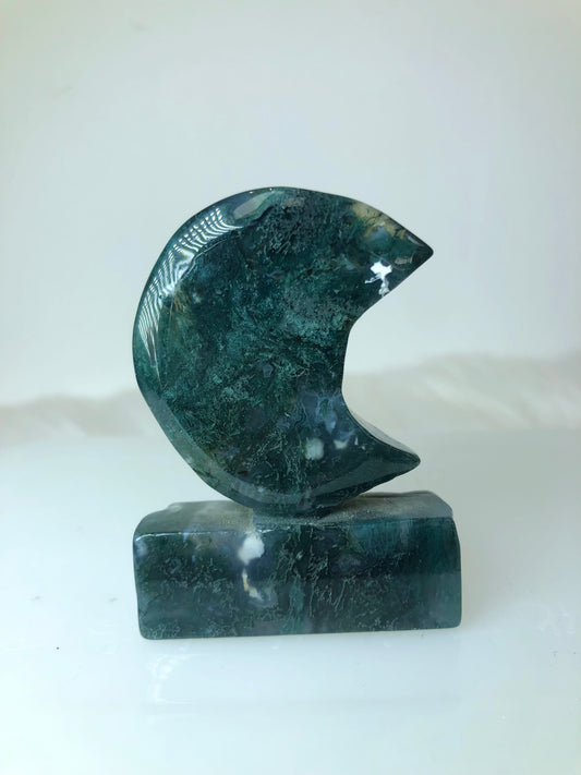 Moss Agate Carving